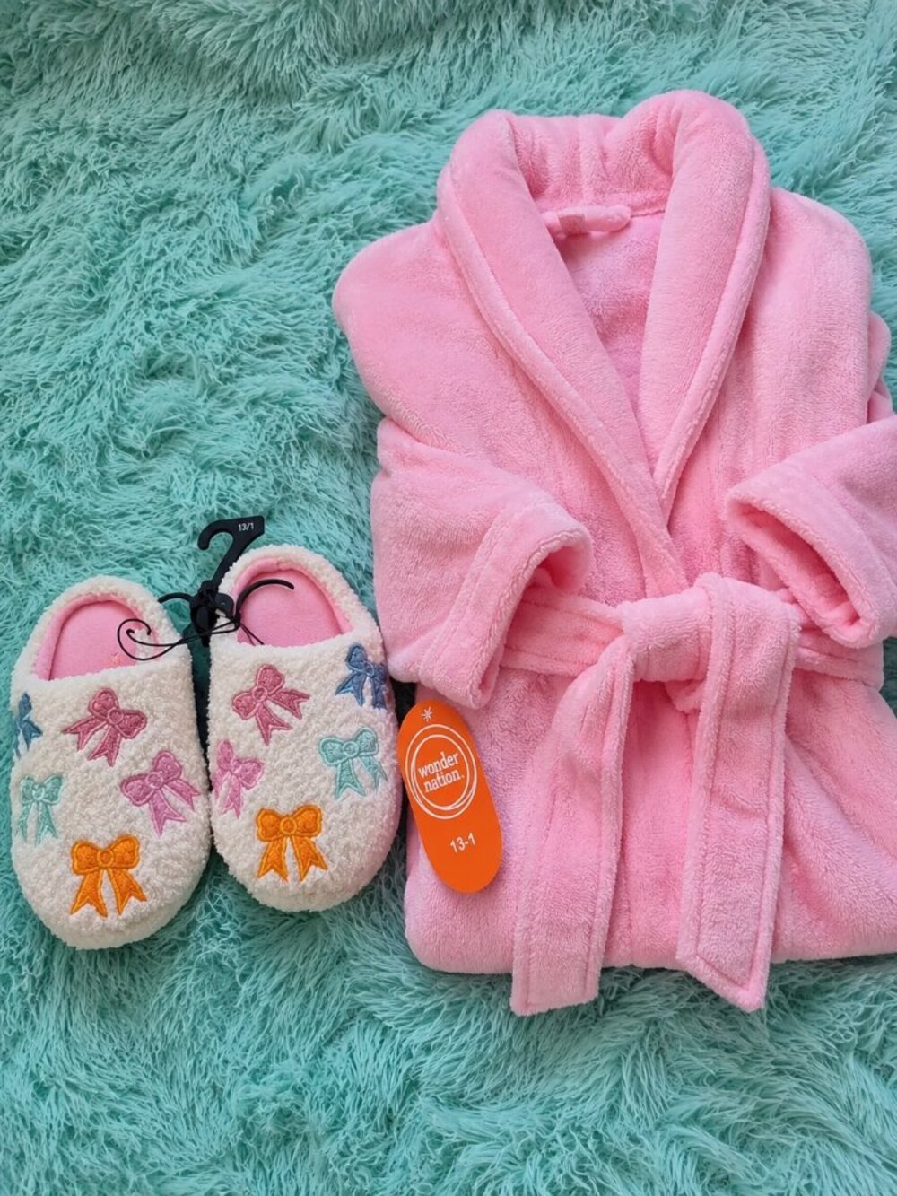 Wonder Nation Girls Fuzzy Bow Viral Scuff Slippers White Multicolor Size 2-3 Pin